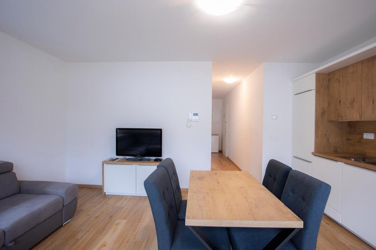 Apartment Bistra ครานสกา โกรา ภายนอก รูปภาพ